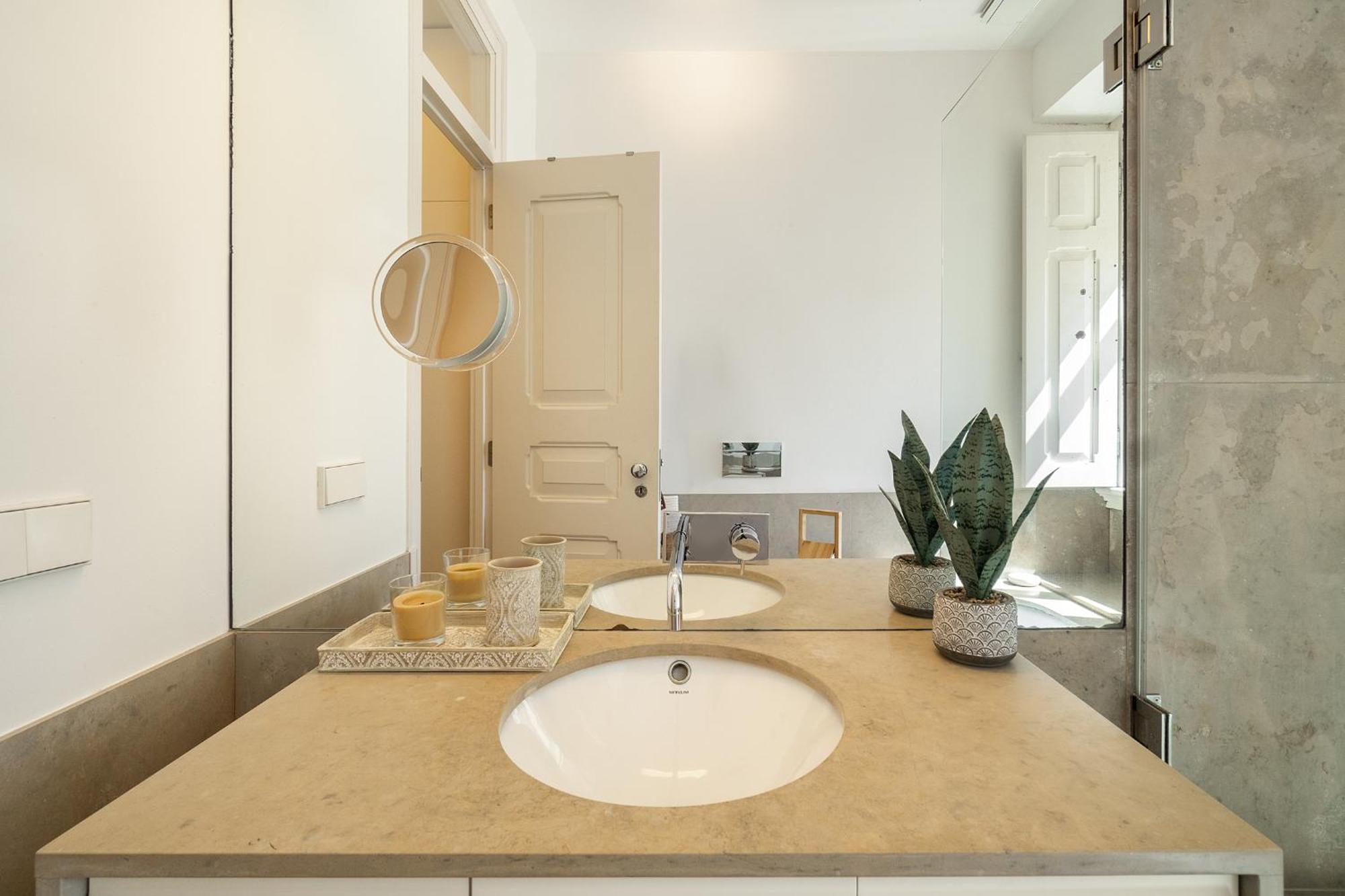 Whome Classic Beauty & Modern Retreat In Rato Apartment Lissabon