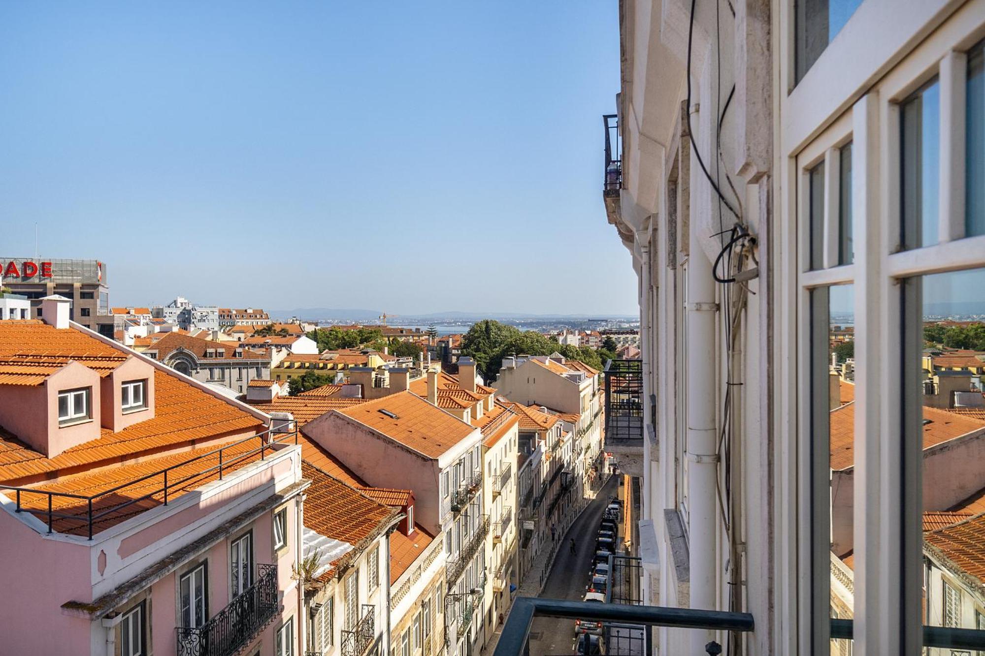 Apartment Whome Classic Beauty & Modern Retreat In Rato